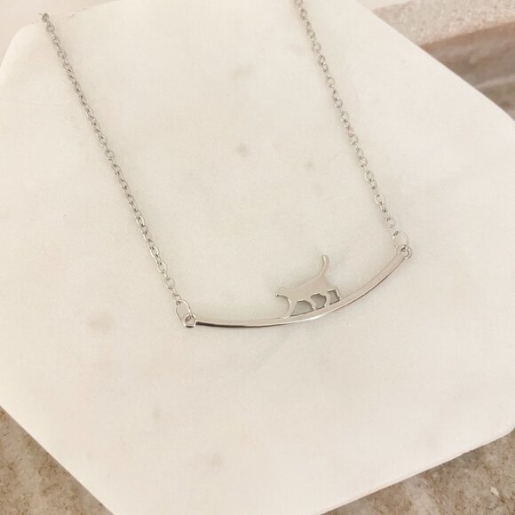 925 Sterling Silver Cat Bar Necklace Curve Bar Necklace Dainty Kitty Necklace - Picture 4 of 8